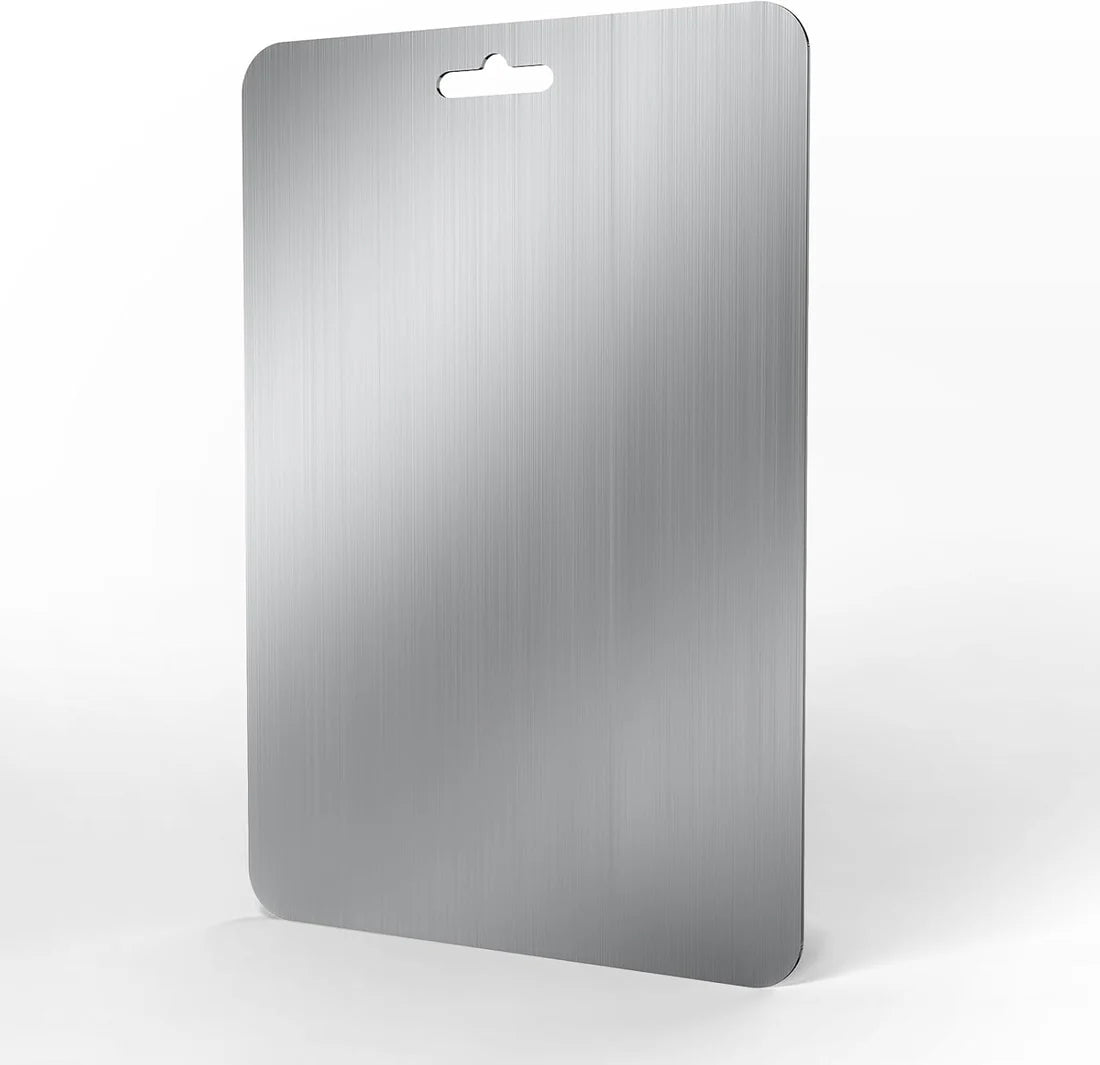 VANDAMOR® titanium cutting board